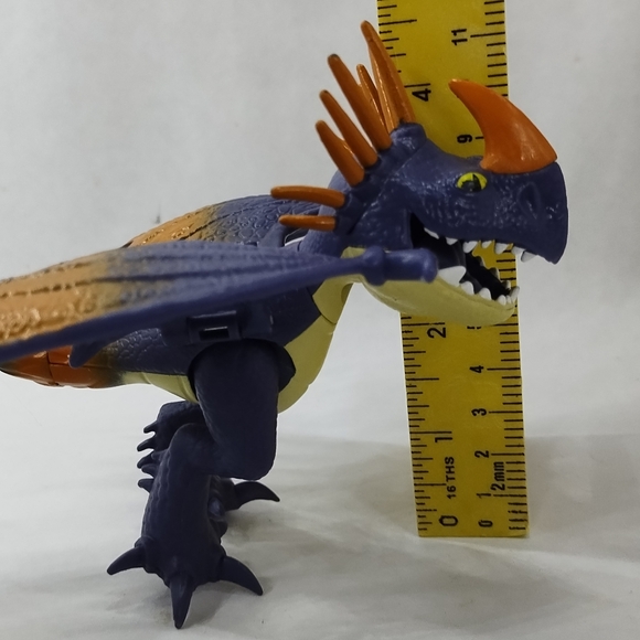 Two How to Train Your Dragon Hidden World Purple and Blue Deadly Nadder Dragons - Picture 8 of 9